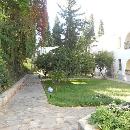 فندق Toloman Bitez Park 3*