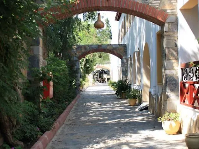 Toloman Bitez Park Ξενοδοχείο 3*