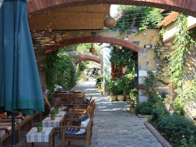 Toloman Bitez Park 3*