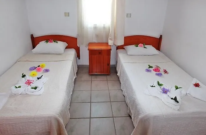 Toloman Bitez Park Ξενοδοχείο 3*