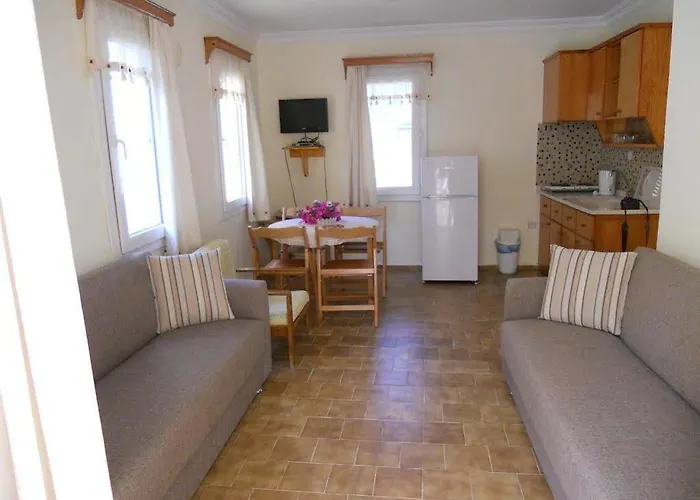 Toloman Bitez Park Ξενοδοχείο