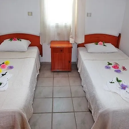 Toloman Bitez Park Hotell 3*